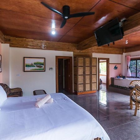 Shenanigans Glamping Resort Zamboanguita  Luaran gambar