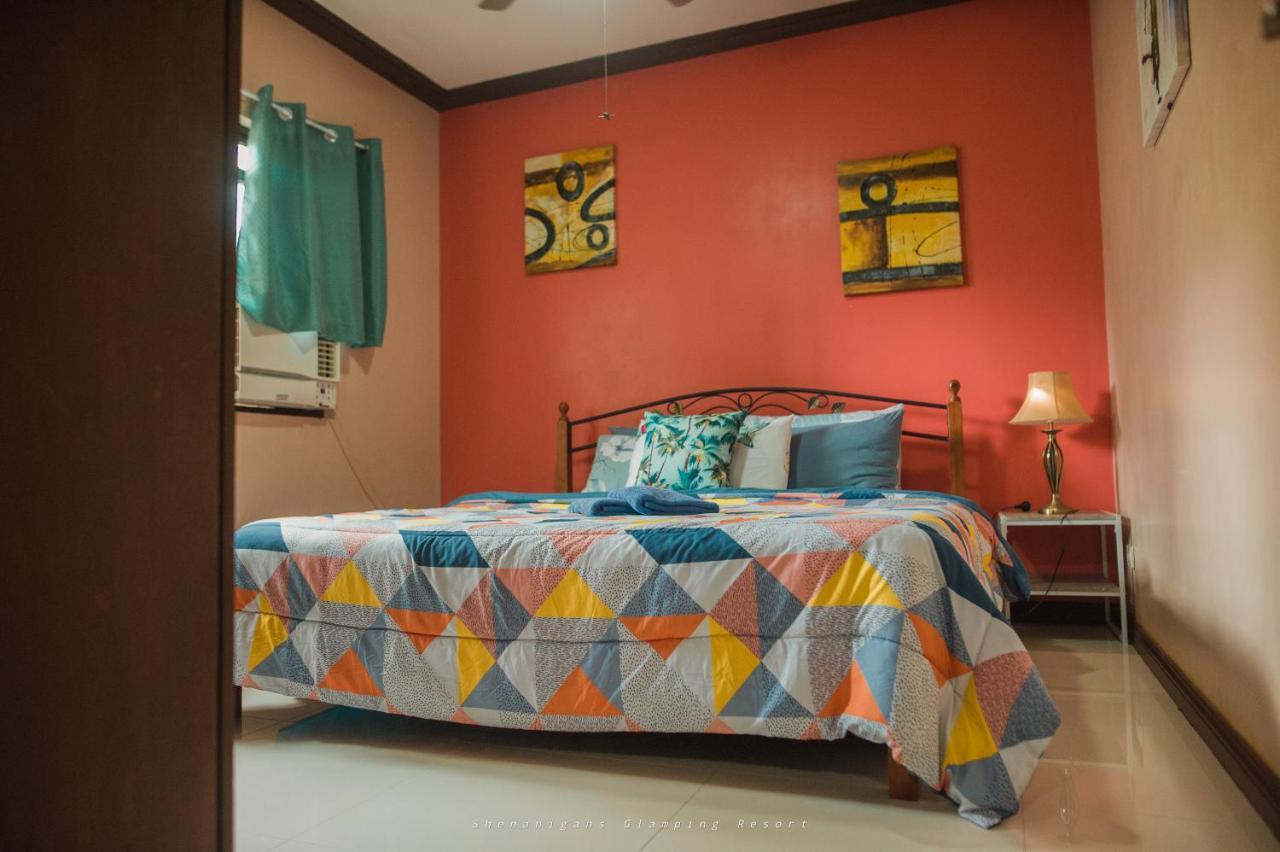 Shenanigans Glamping Resort Zamboanguita  Luaran gambar