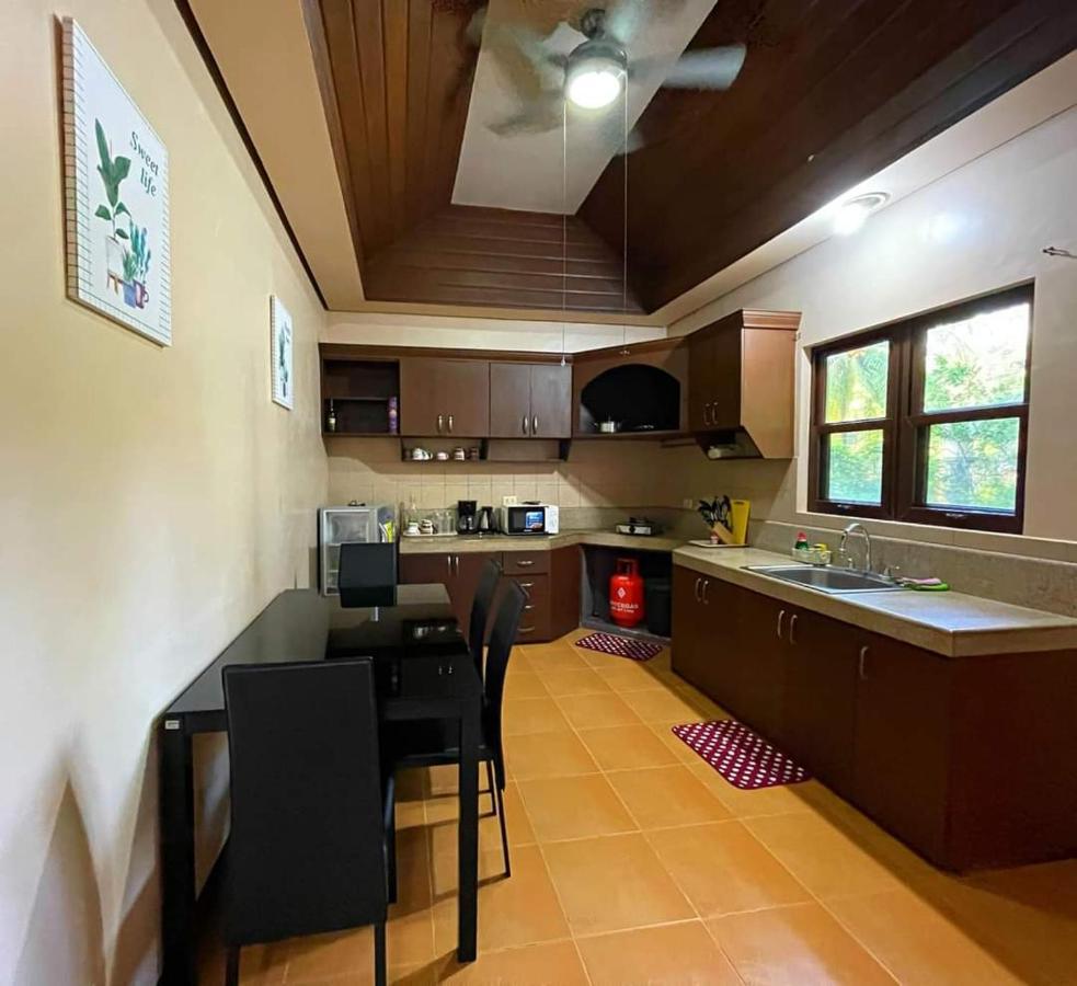 Shenanigans Glamping Resort Zamboanguita  Luaran gambar