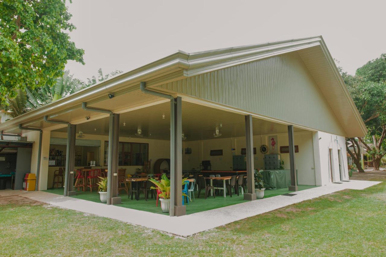 Shenanigans Glamping Resort Zamboanguita  Luaran gambar