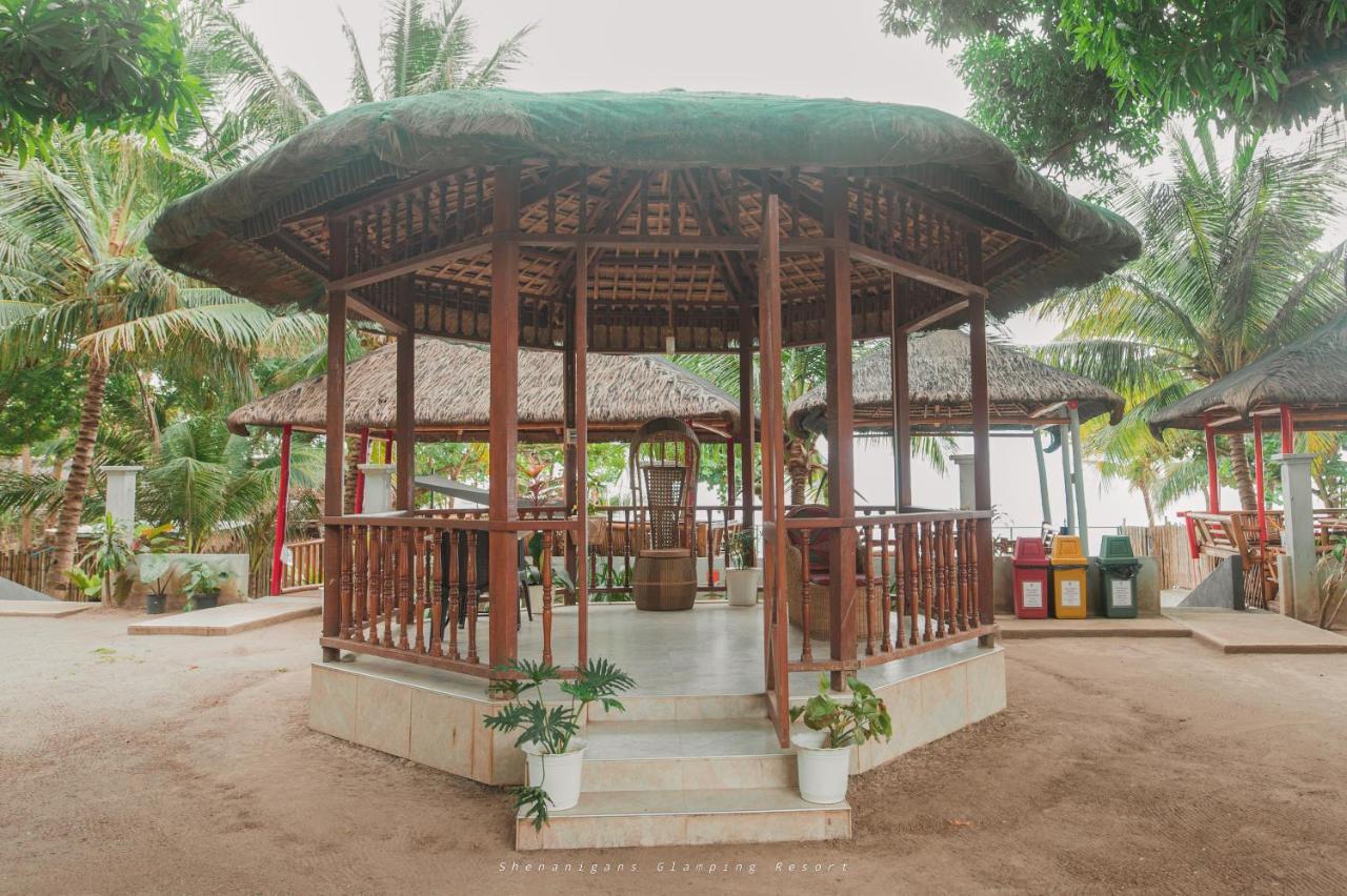 Shenanigans Glamping Resort Zamboanguita  Luaran gambar